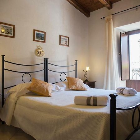 Bed and Breakfast Casa Al Centro Storico à Nicolosi Extérieur photo
